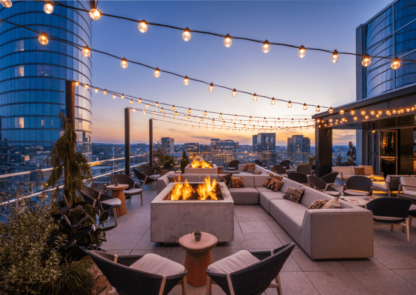 outdoor rooftop bar in nashville